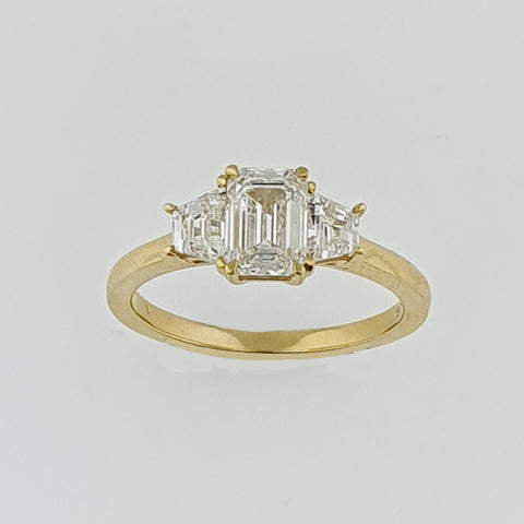 Lab Grown Diamond 18ct Yellow Gold Ring
