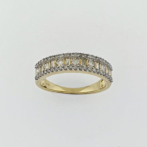 Diamond 10ct Yellow Gold Ring
