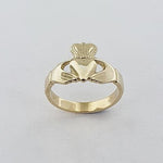 9ct Yellow Gold Ring