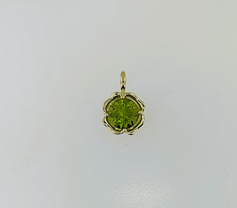 Peridot 9ct Yellow Gold Pendant