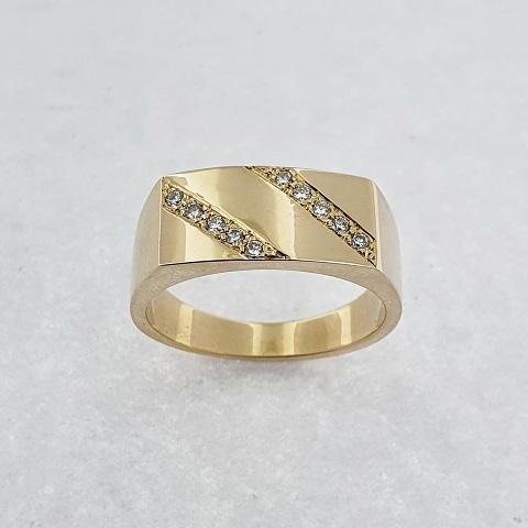 Diamond 9ct Gold Signet Ring