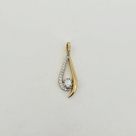Diamond 9ct Gold Pendant
