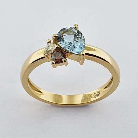 Aquamarine & Diamond Ring 18ct Gold Ring