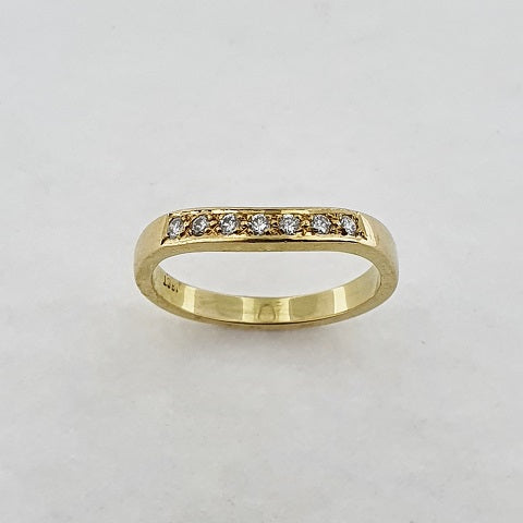 Diamond 18ct Yellow Gold Curved Ring