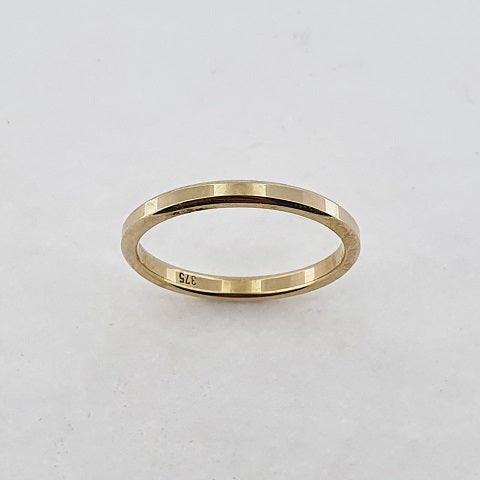 9ct Yellow Gold Ring