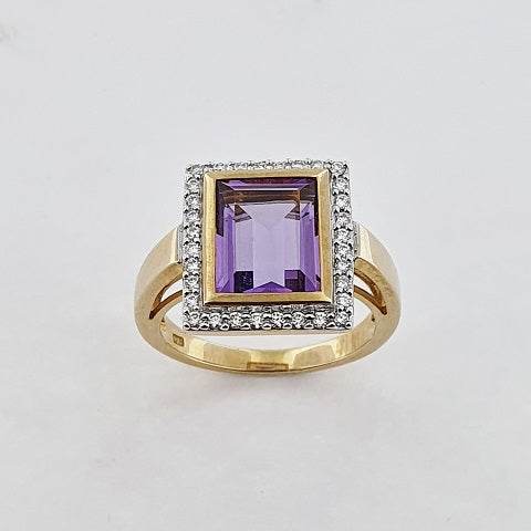 Amethyst & Diamond 9ct Gold Ring