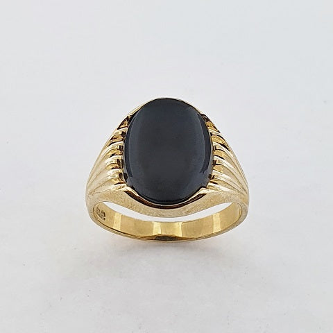 Onyx 9ct Yellow Gold Signet Ring